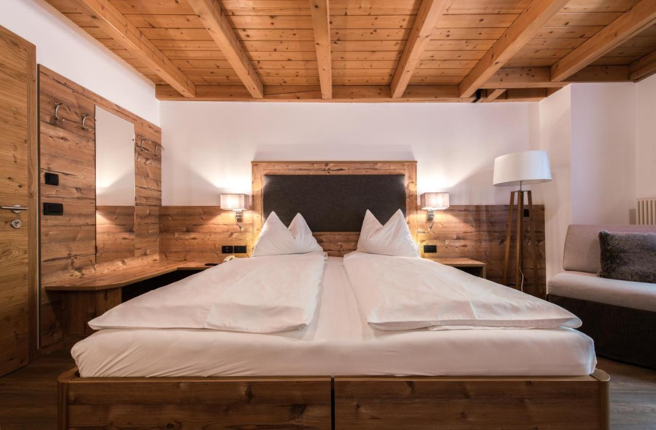 Charme Hotel Uridl Santa Cristina Val Gardena Eksteriør billede
