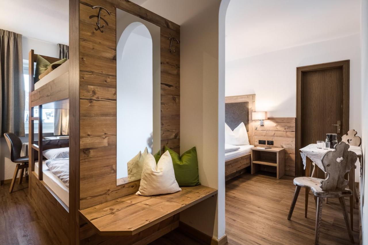 Charme Hotel Uridl Santa Cristina Val Gardena Eksteriør billede